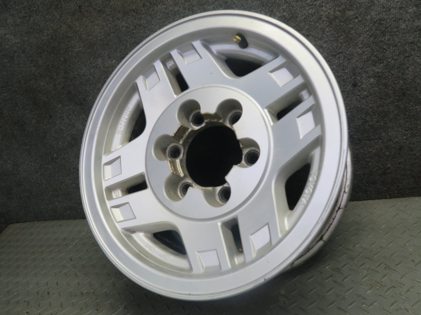 91-92 Toyota Land Cruiser FJ80 R15 15" 8-SPOKE Alloy Wheel Rim 15X7J ET10 Set