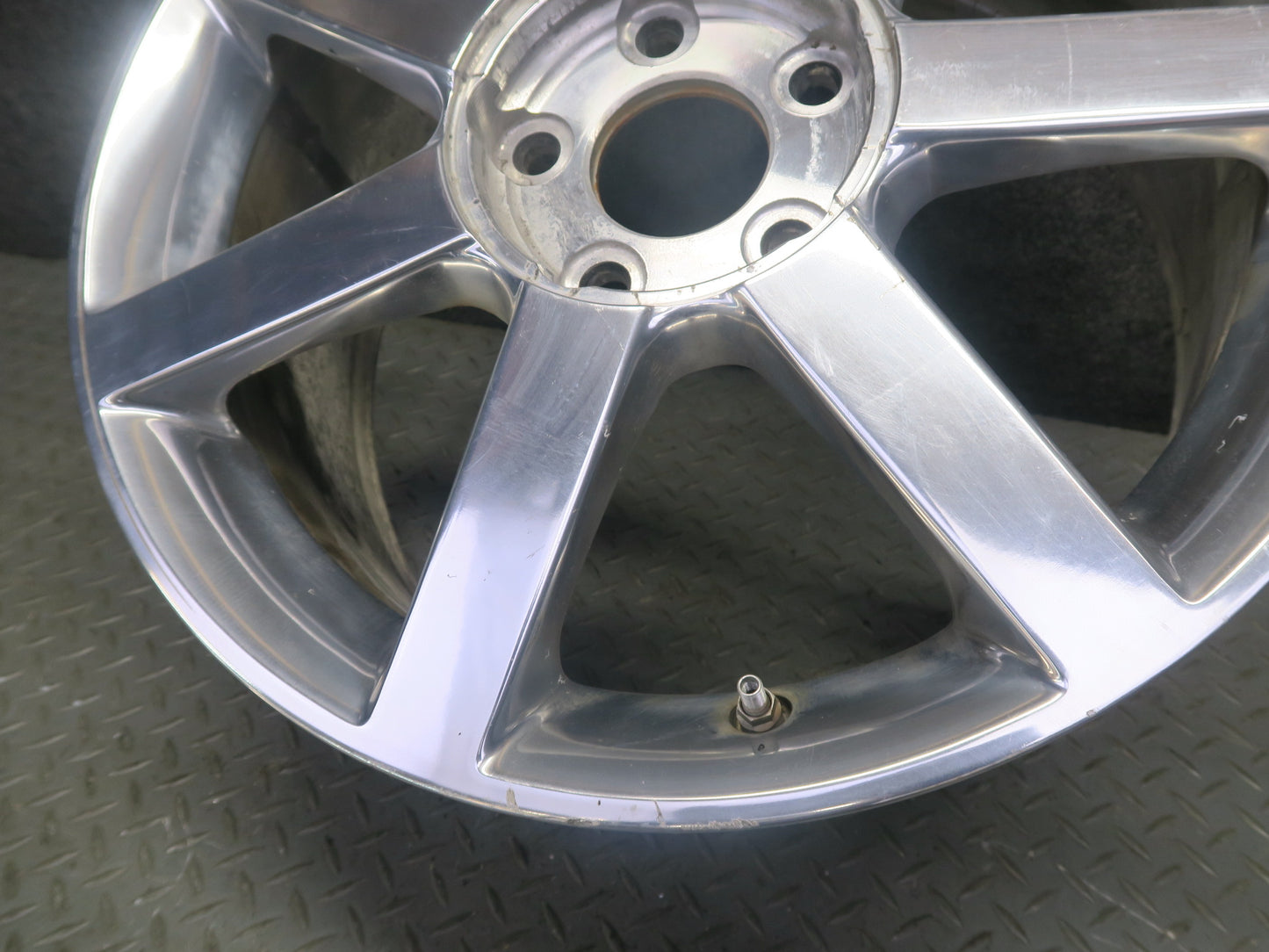 2004-2008 Cadillac XLR Factory R18 18" 7-SPOKE Alloy Wheel Rim 18X8J ET61