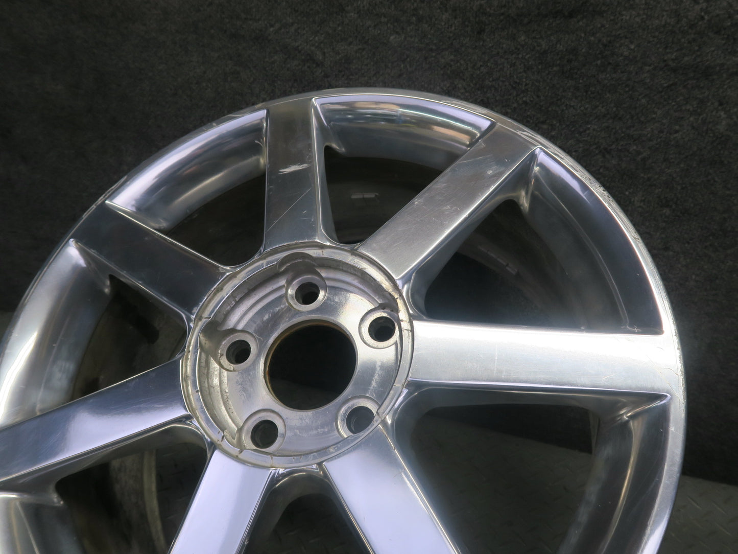 2004-2008 Cadillac XLR Factory R18 18" 7-SPOKE Alloy Wheel Rim 18X8J ET61