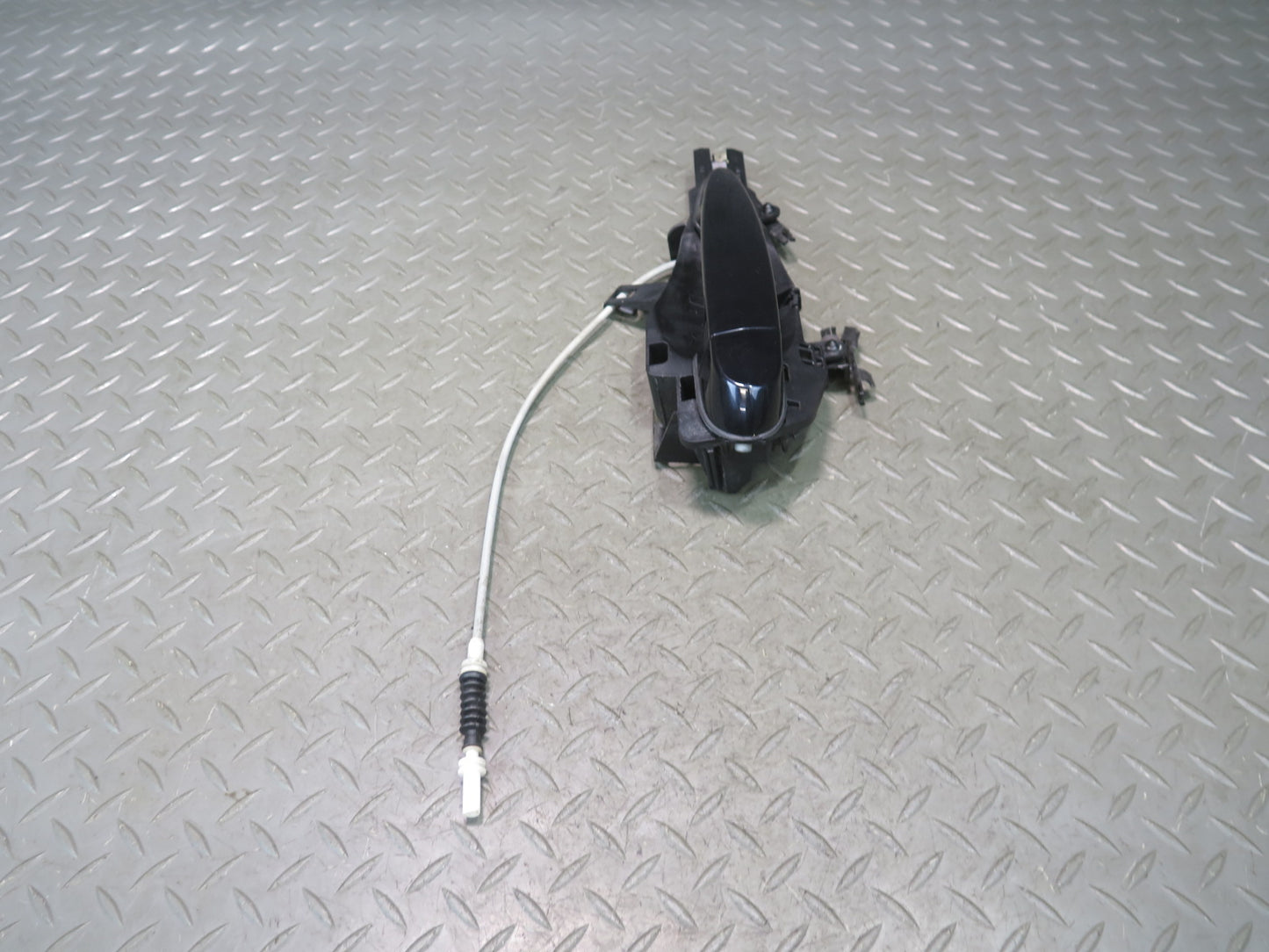 2007-2013 BMW E92 E93 M3 Right Side Door Exterior Handle W/ Keyless Entry