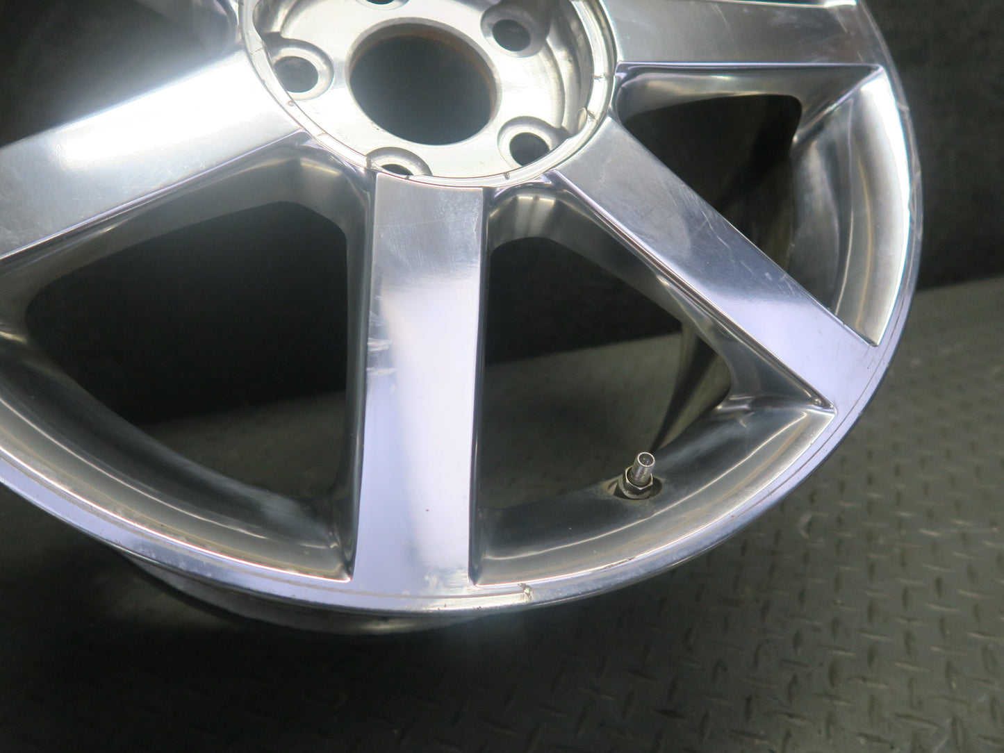 2004-2008 Cadillac XLR Factory R18 18" 7-SPOKE Alloy Wheel Rim 18X8J ET61