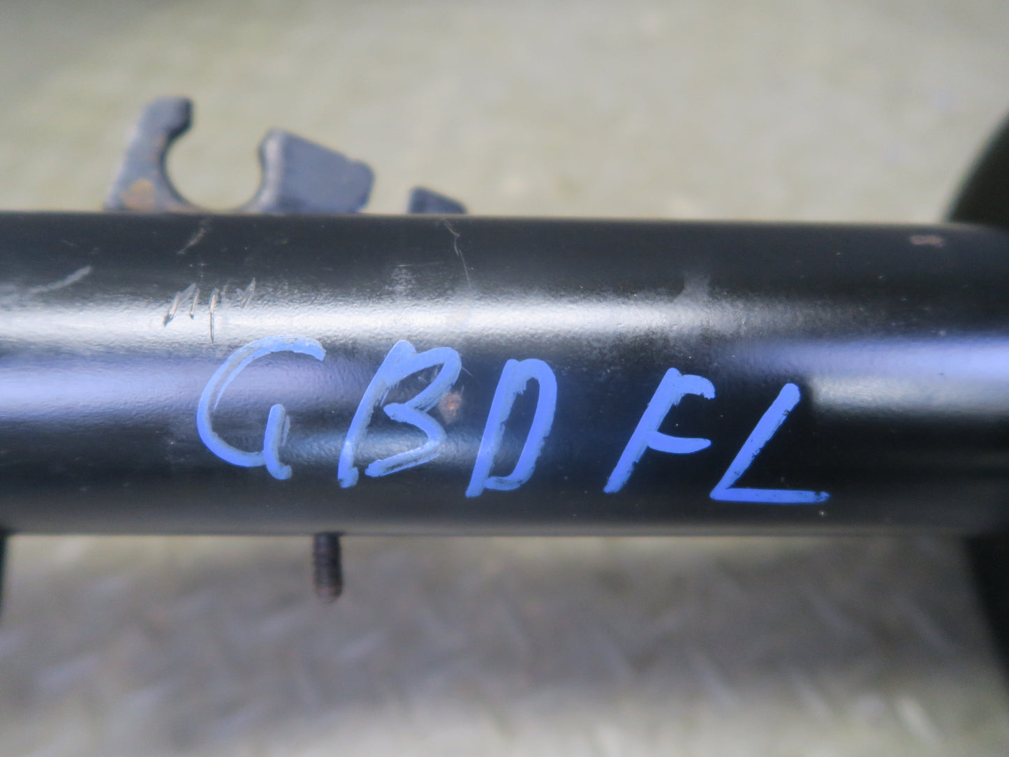 96-99 BMW E36 328iC Convertible Set of 2 Front Sachs Strut Shock Absorber