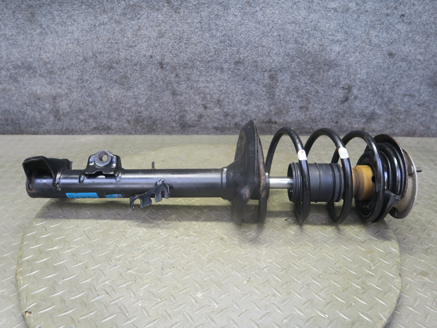 96-99 BMW E36 328iC Convertible Set of 2 Front Sachs Strut Shock Absorber