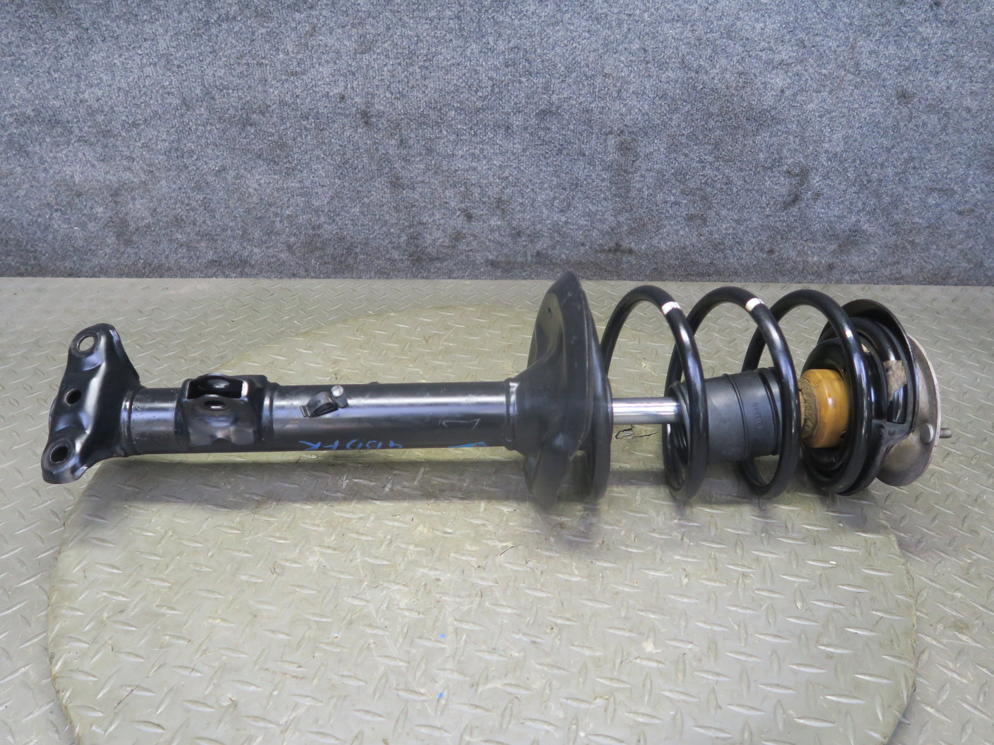 96-99 BMW E36 328iC Convertible Set of 2 Front Sachs Strut Shock Absorber