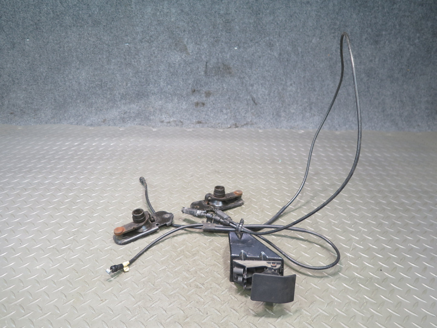 84-96 Chevrolet Corvette C4 Hood Lock Latch w Release Handle & Cable Set OEM