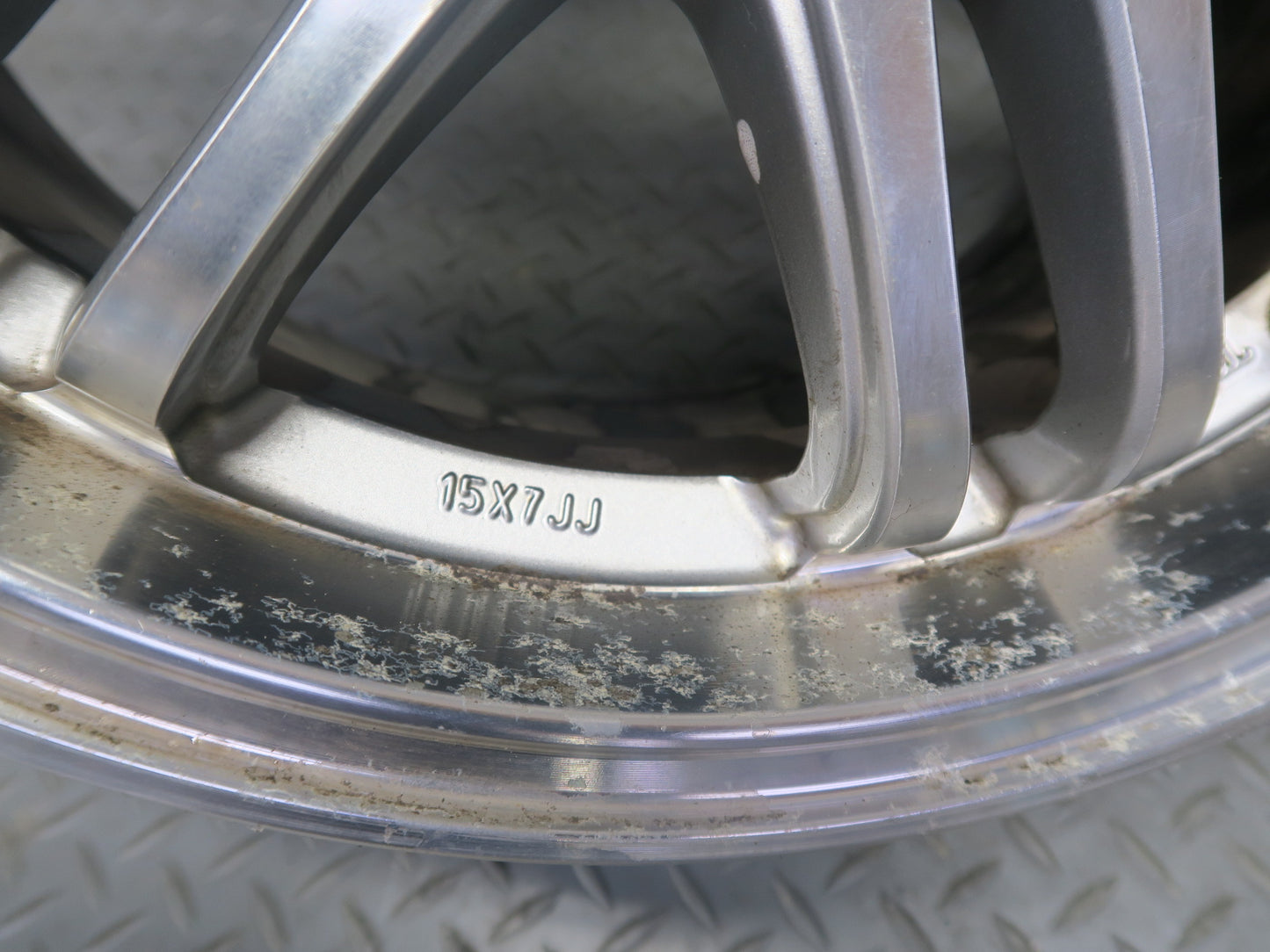 01-06 BMW E46 M3 Replica Aftermarket R15" Chrome Wheel Rim 16x7JJ 5x120