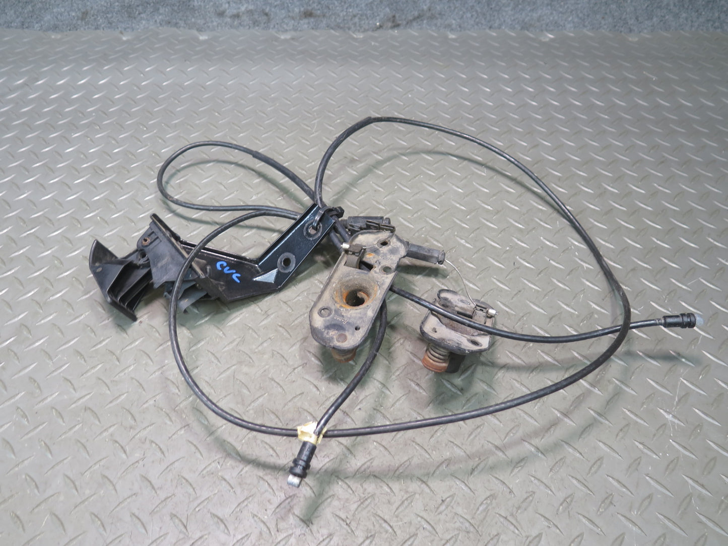 84-96 Chevrolet Corvette C4 Hood Lock Latch w Release Handle & Cable Set OEM