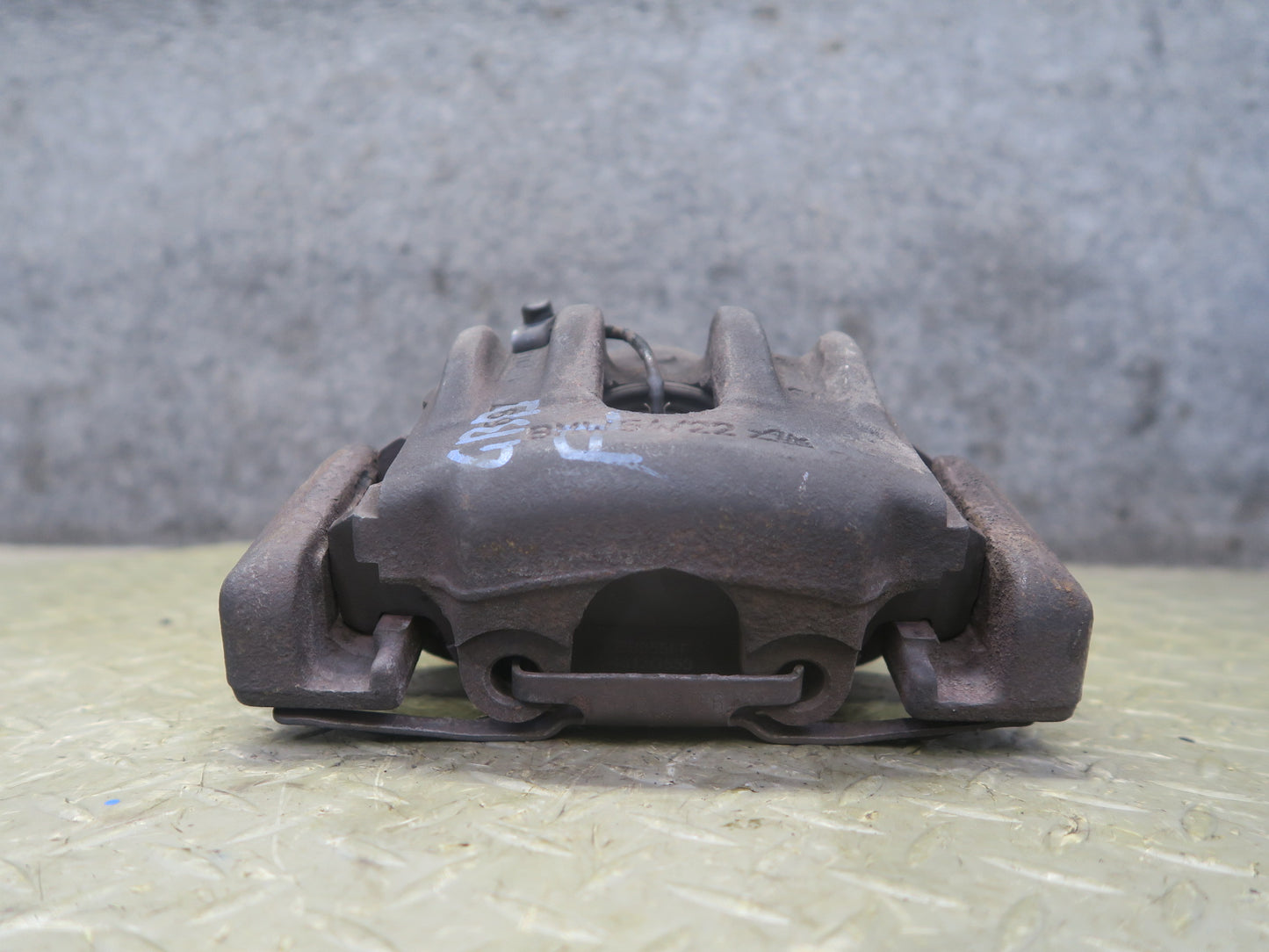 95-99 BMW E36 318ti 318i Z3 Set of 2 Front Left & Right Brake Caliper OEM