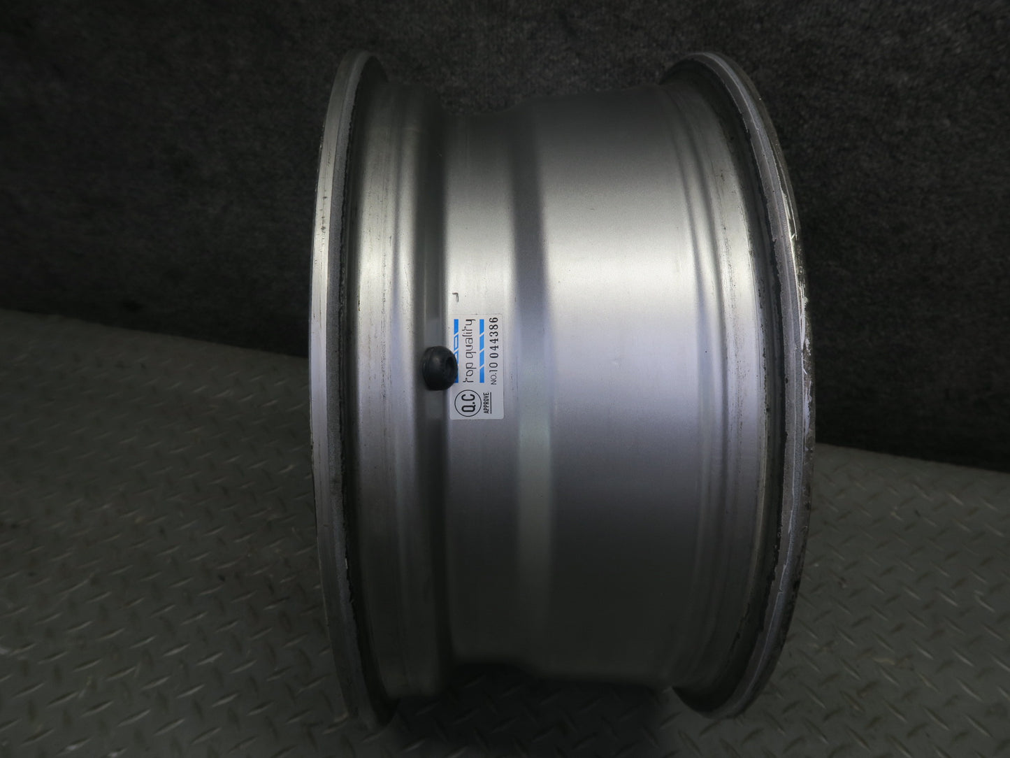 01-06 BMW E46 M3 Replica Aftermarket R15" Chrome Wheel Rim 16x7JJ 5x120