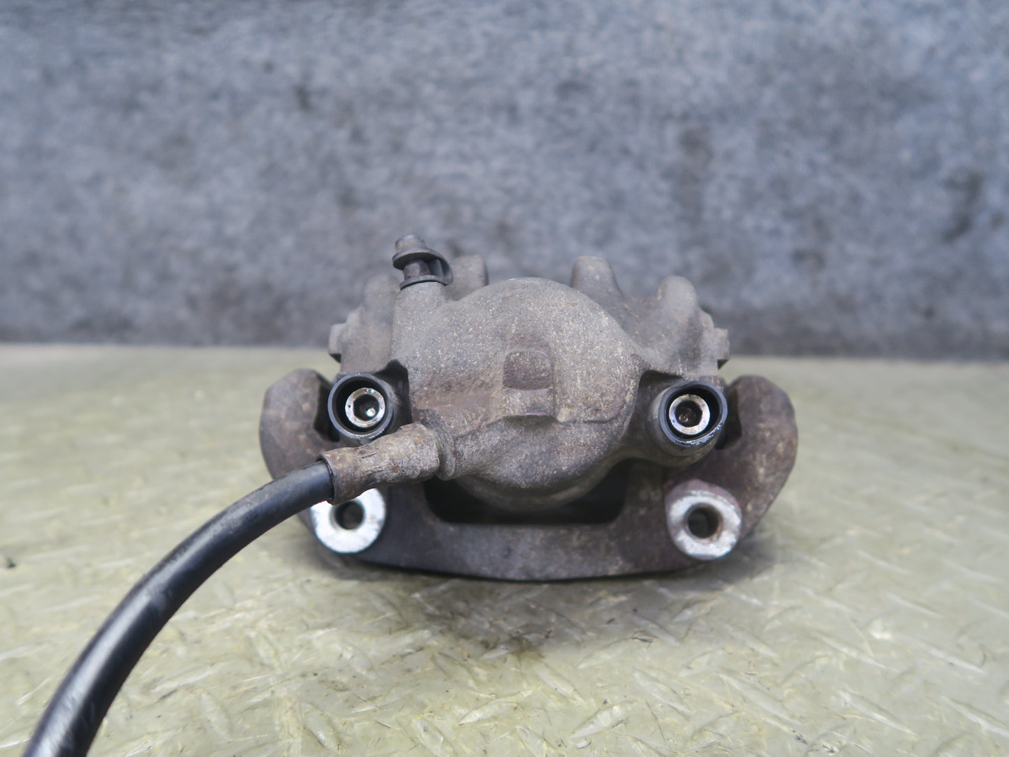 95-99 BMW E36 318ti 318i Z3 Set of 2 Front Left & Right Brake Caliper OEM