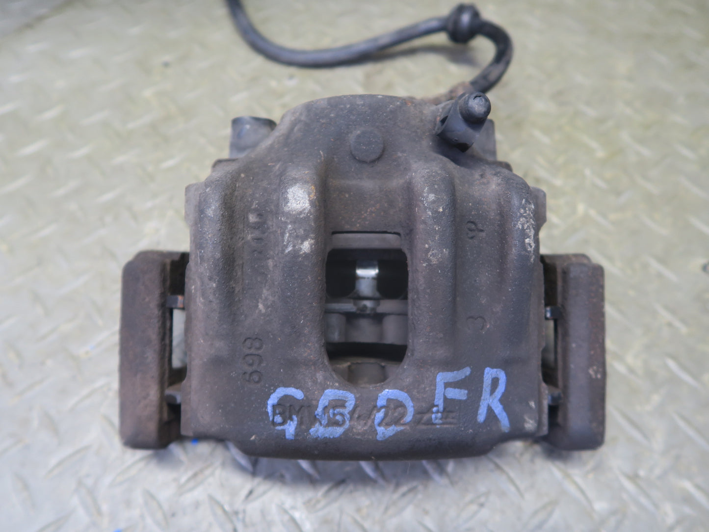 95-99 BMW E36 318ti 318i Z3 Set of 2 Front Left & Right Brake Caliper OEM