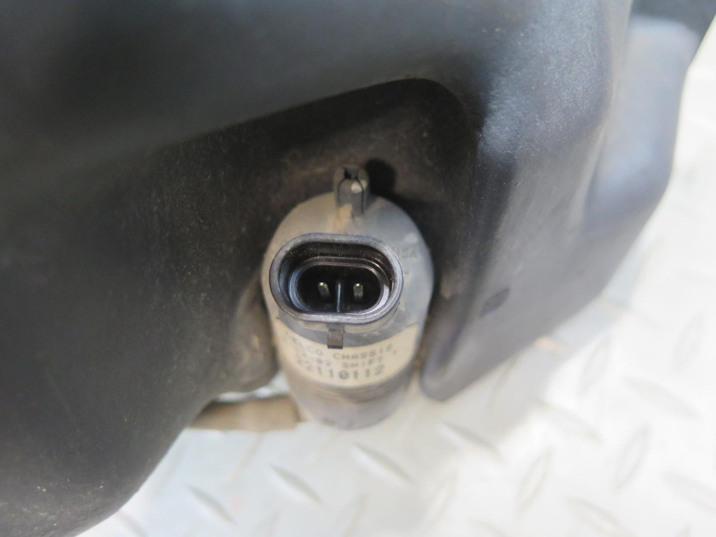 92-96 Chevrolet Corvette C4 Windshield Washer Fluid Reservoir Tank w Pump OEM