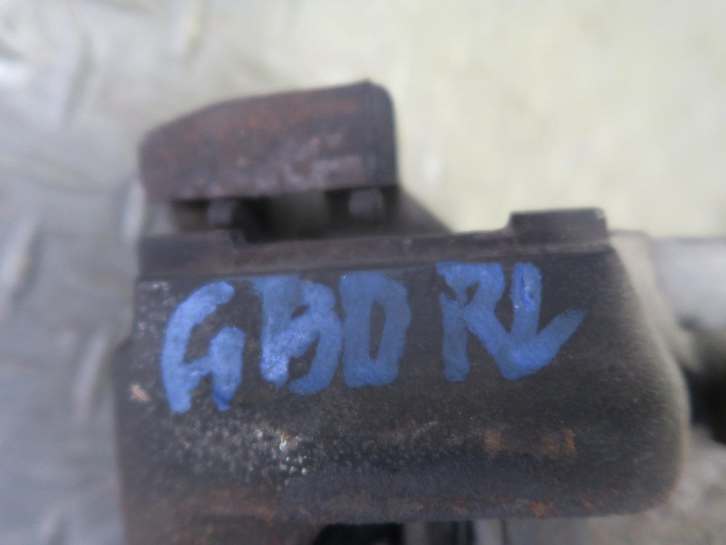 94-99 BMW E36 318iC Convertible Set of 2 Rear Left & Right Brake Caliper OEM