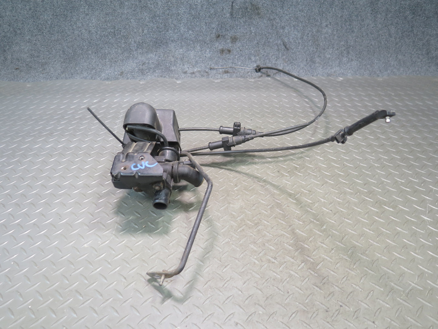 92-93 Chevrolet Corvette C4 Cruise Control Servo Actuator w Motor & Cable OEM