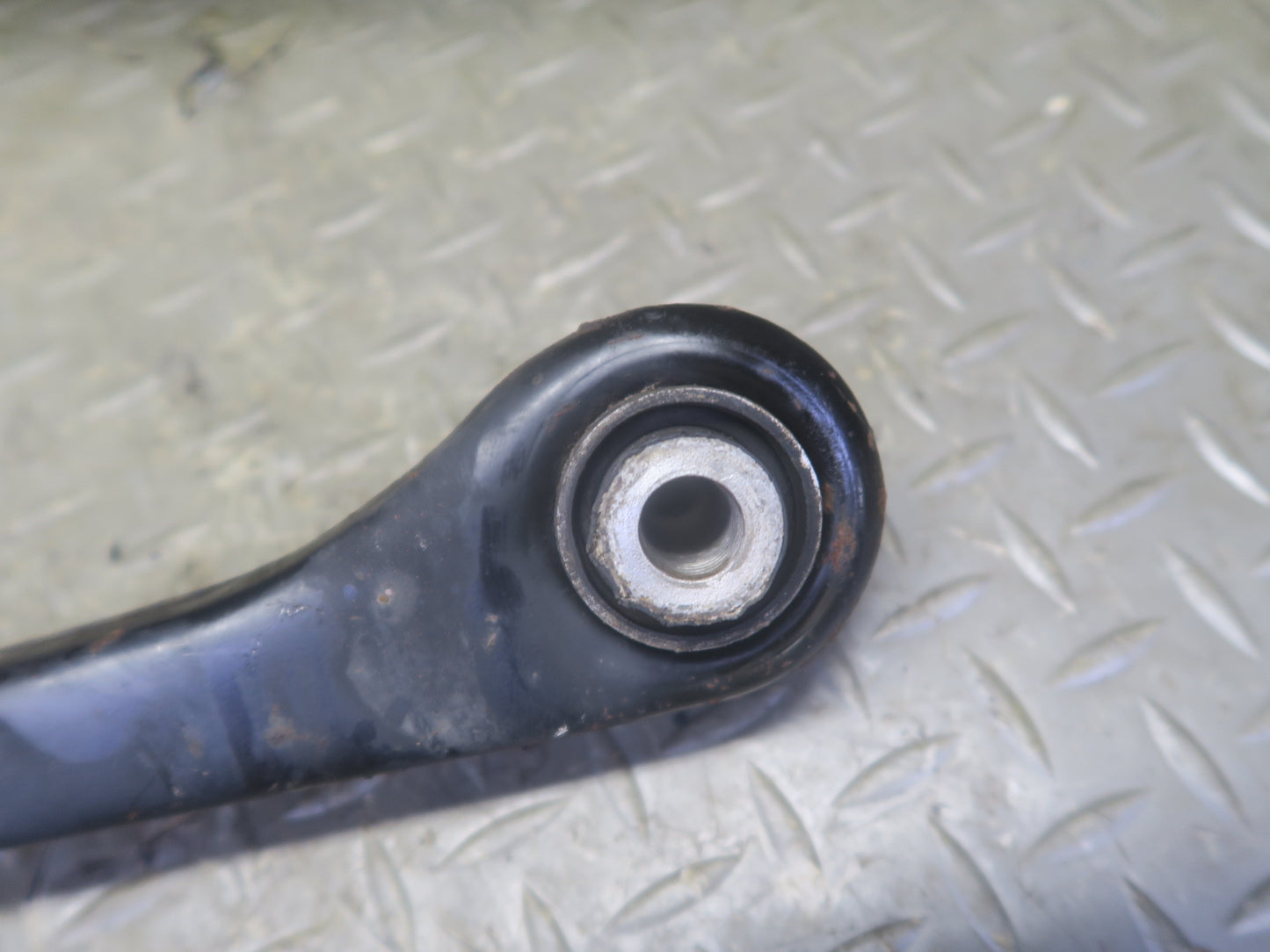 94-99 BMW E36 318iC Set of 2 Rear Right Upper & Lower Control Arm OEM
