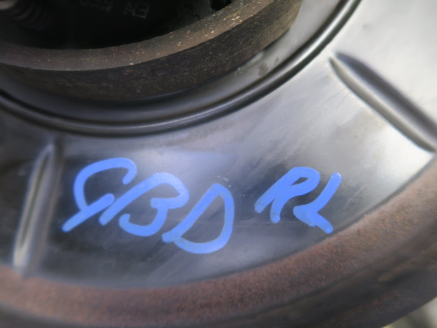 94-99 BMW E36 318i 318ti Rear Left Knuckle Wheel Hub Bearing Trailing Arm OEM