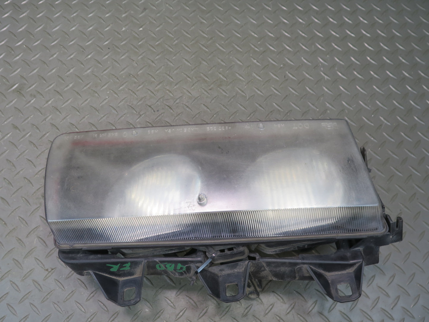 94-99 BMW E36 318iC Set of 2 Front Left & Right Halogen Headlight Lamp OEM