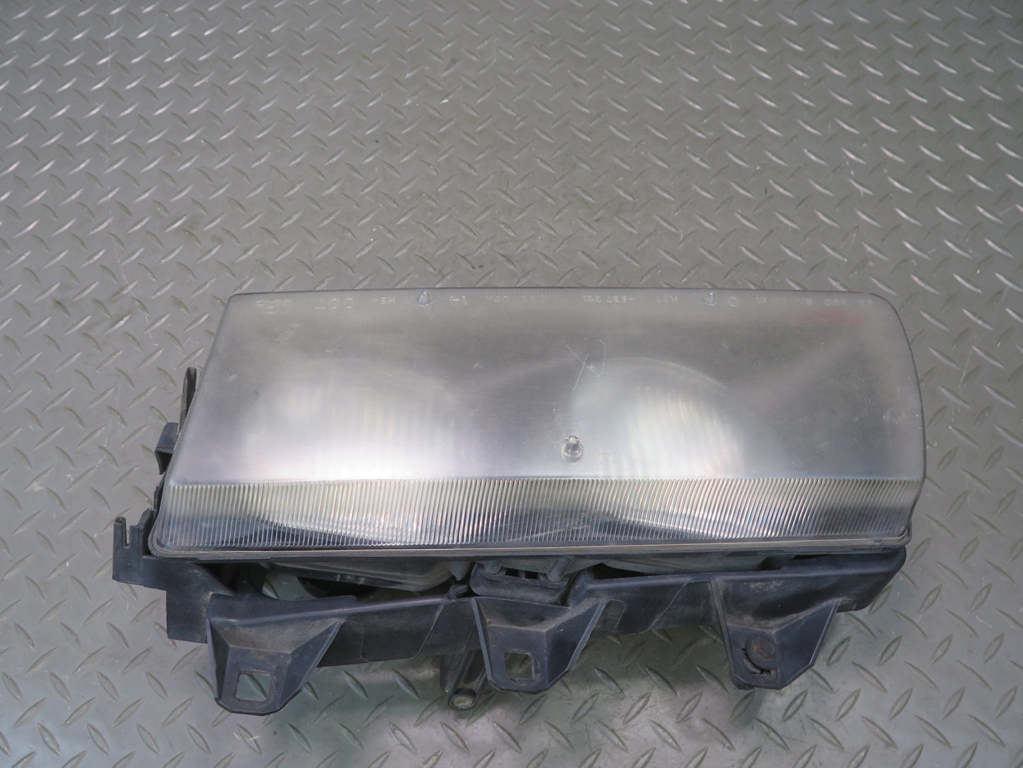94-99 BMW E36 318iC Set of 2 Front Left & Right Halogen Headlight Lamp OEM
