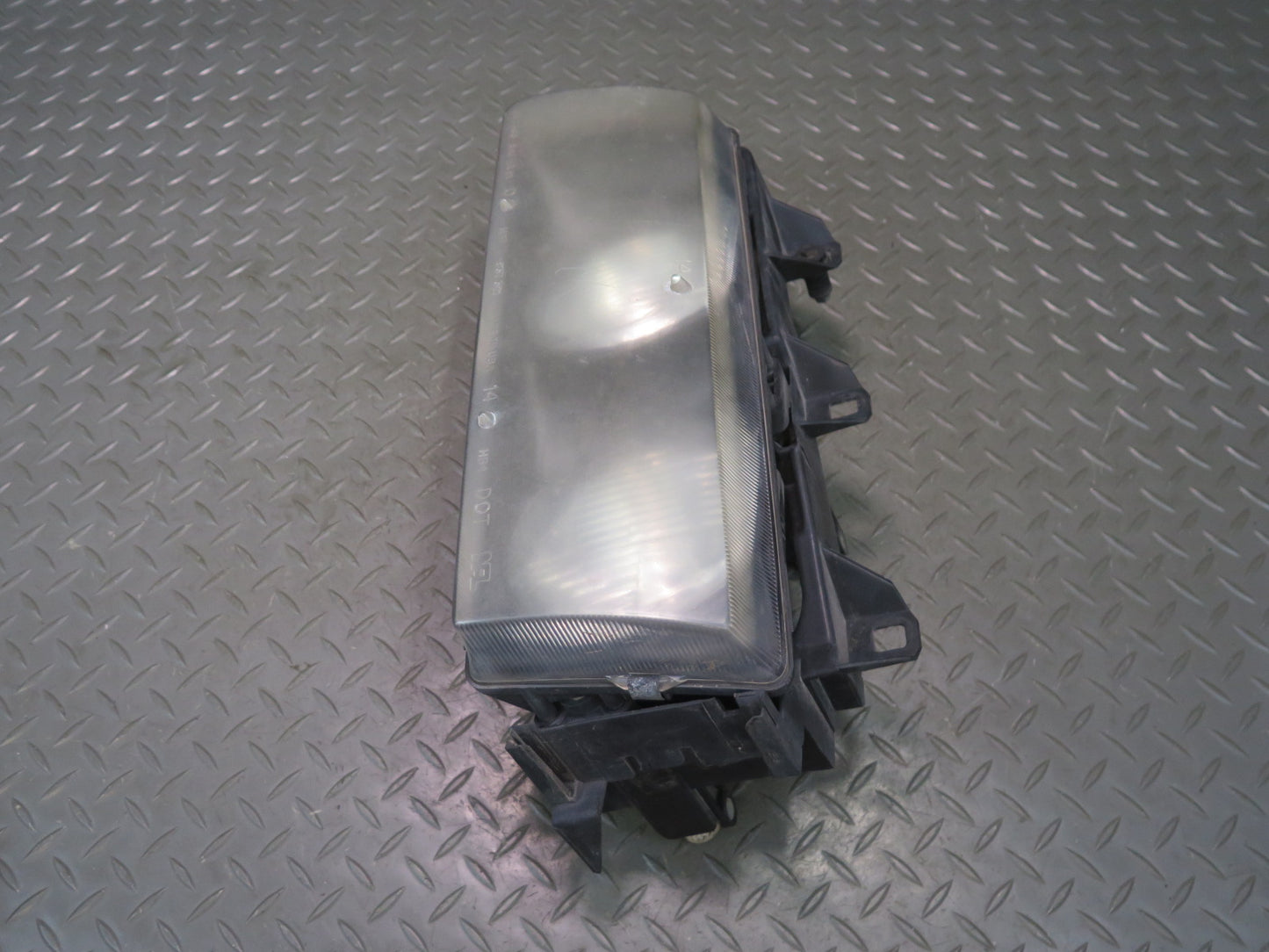 94-99 BMW E36 318iC Set of 2 Front Left & Right Halogen Headlight Lamp OEM