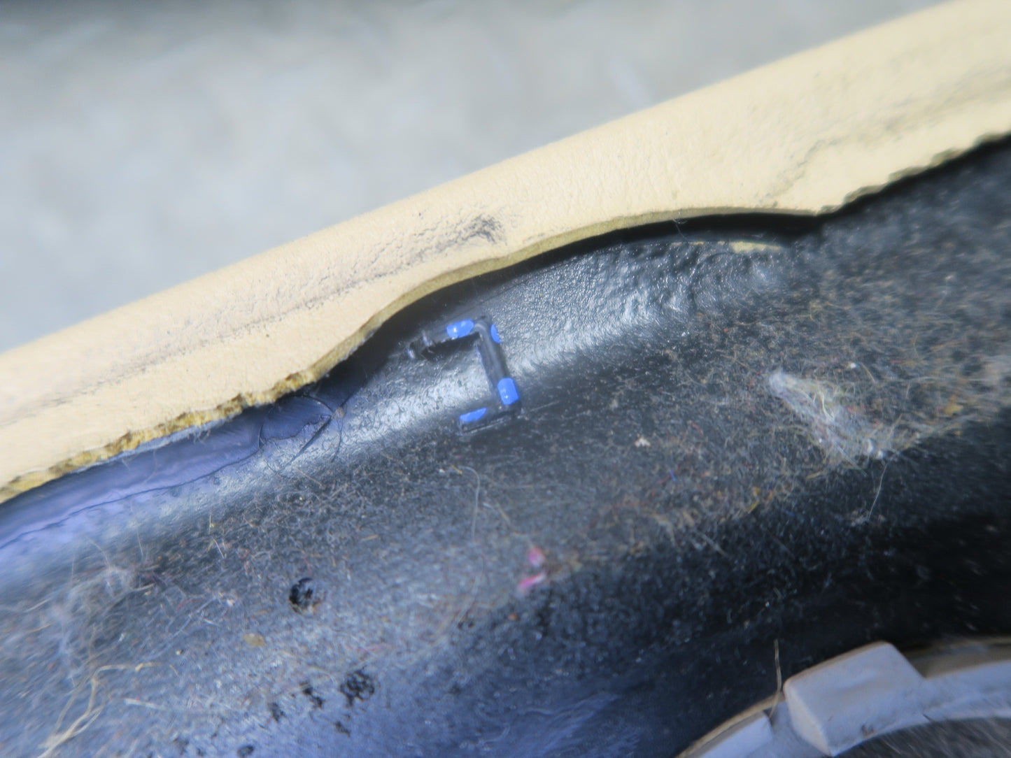 94-99 BMW E36 318iC Convertible Rear Interior Quarter Trim Cover Panel Set OEM