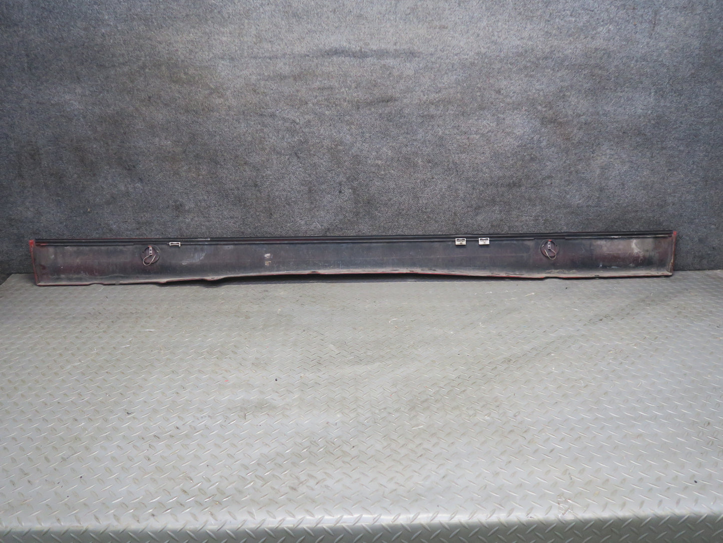 94-99 BMW E36 318iC 2DOOR M-tech Set of 2 Side Skirt Rocker Panel Molding OEM