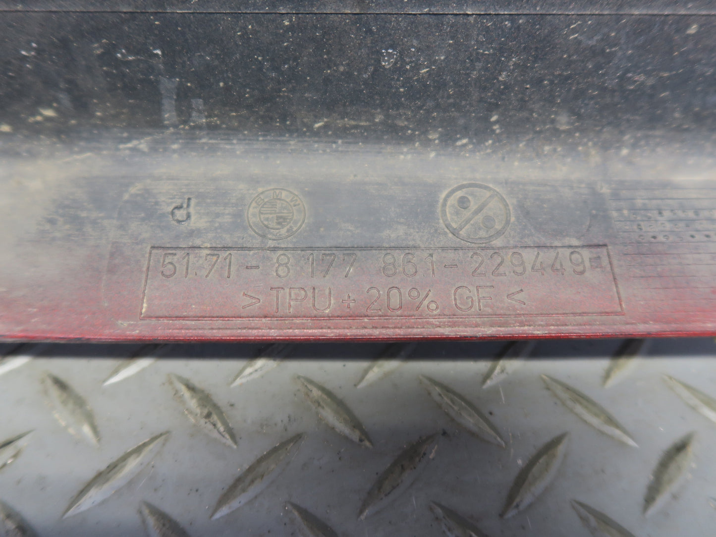 94-99 BMW E36 318iC 2DOOR M-tech Set of 2 Side Skirt Rocker Panel Molding OEM