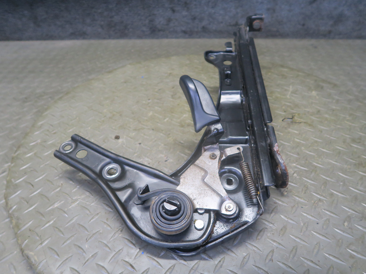 91-95 Toyota MR2 SW21L Right Passenger Seat Lower Frame Track Rail Set OEM