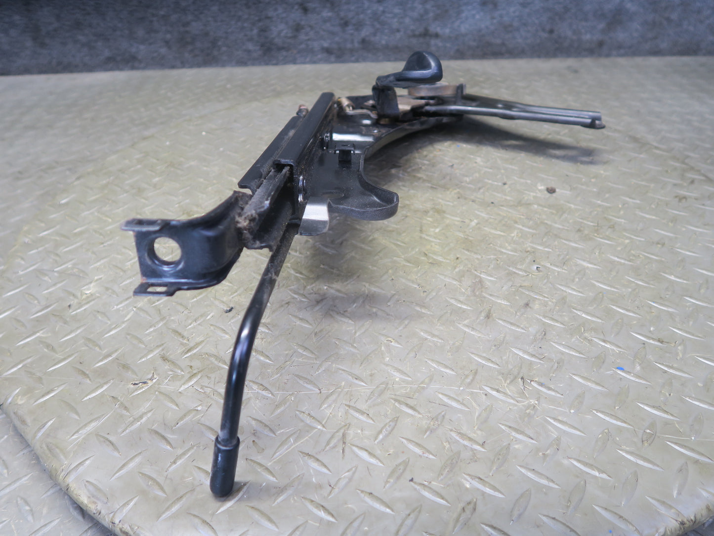 91-95 Toyota MR2 SW21L Right Passenger Seat Lower Frame Track Rail Set OEM