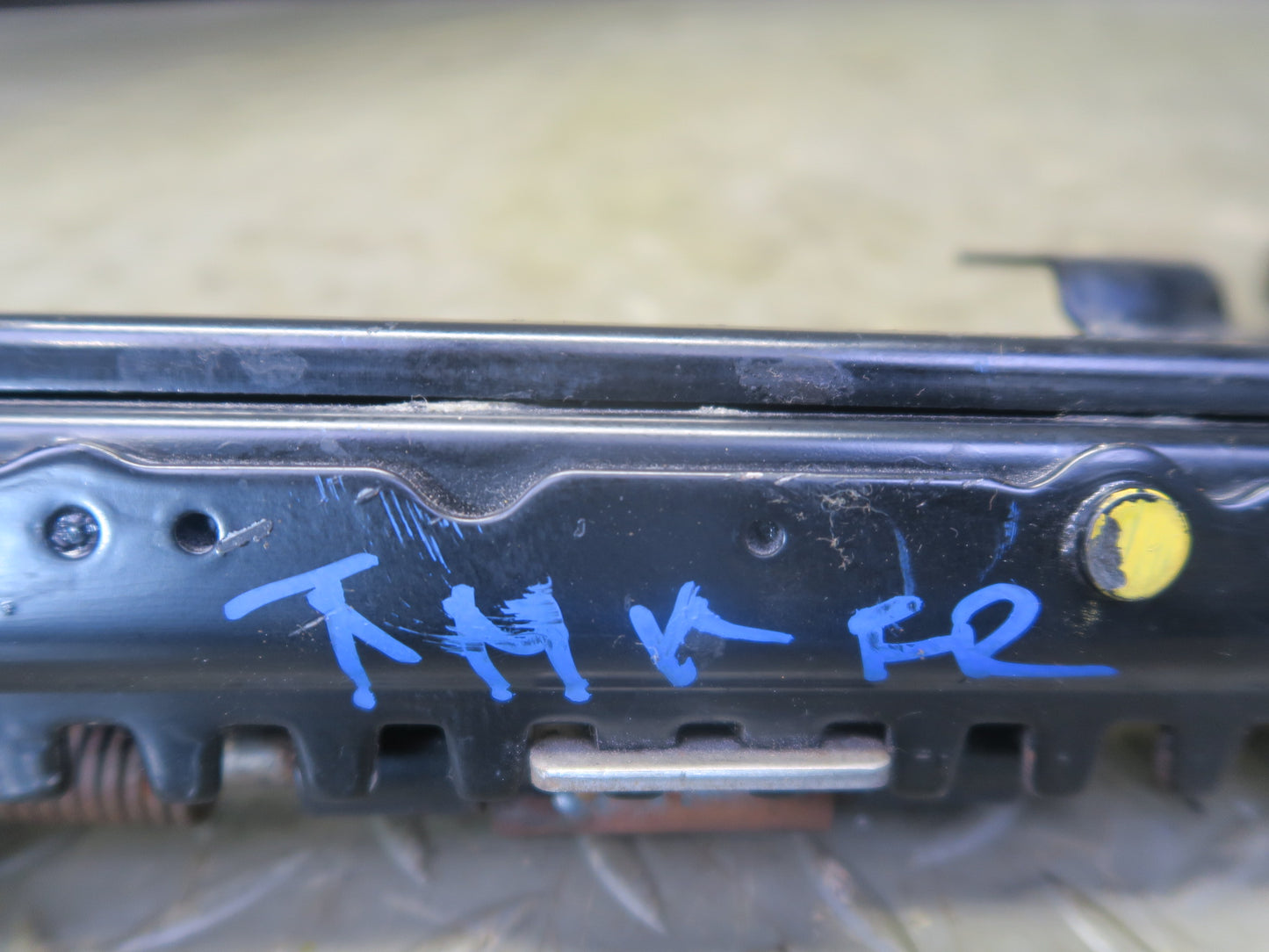 91-95 Toyota MR2 SW21L Right Passenger Seat Lower Frame Track Rail Set OEM