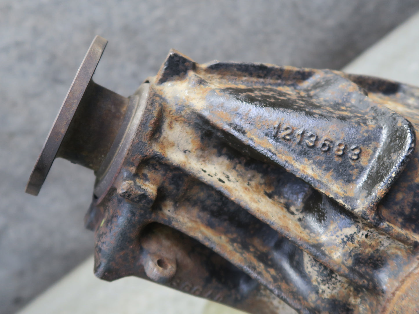 96-99 BMW E36 318i 1.9L M44 A/T Rear Differential Carrier 4.44 Ratio OEM