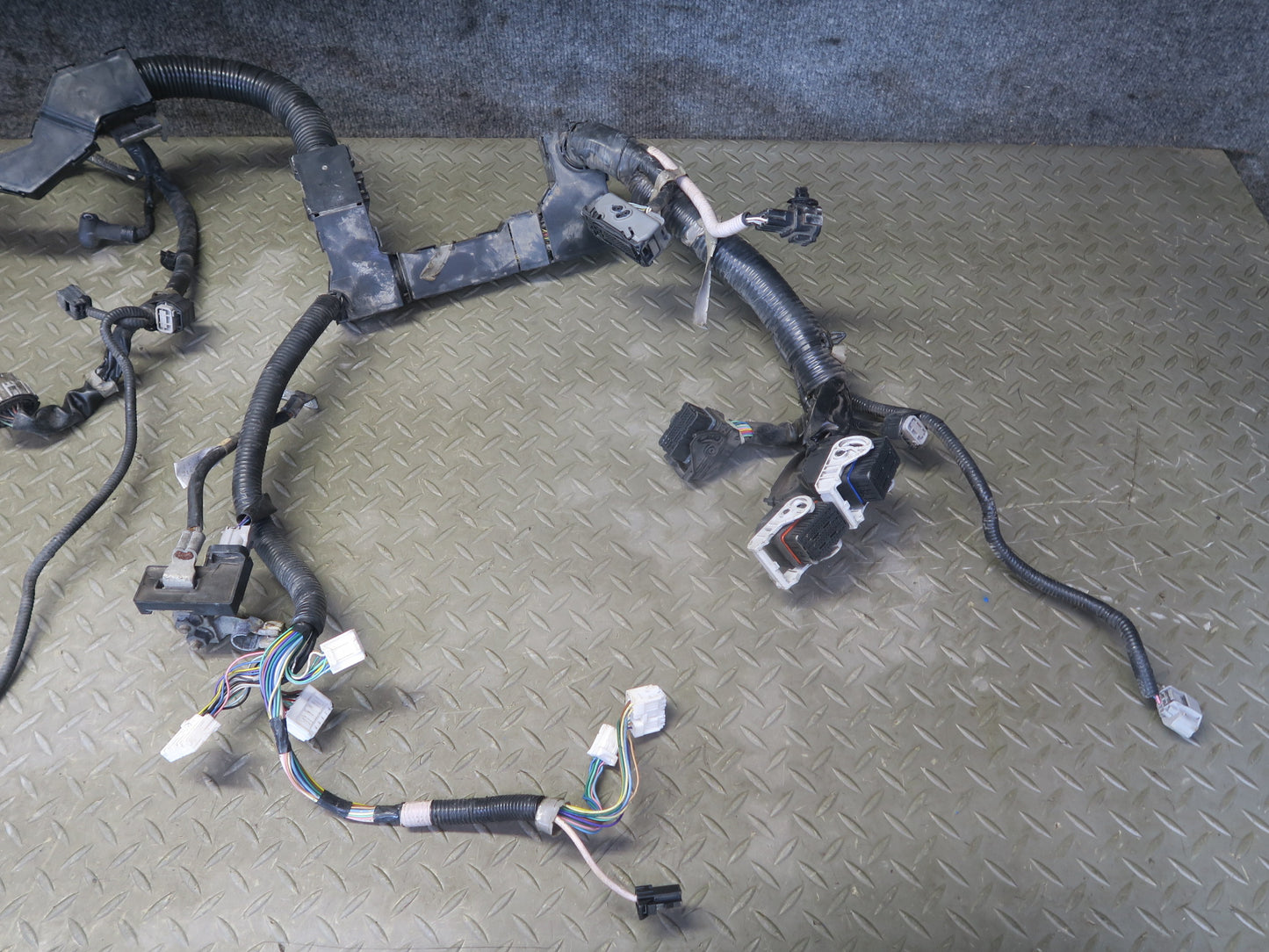 2014 Infiniti QX60 2.5L Hybrid Engine Motor Wire Wiring Harness 24011-3JV5A