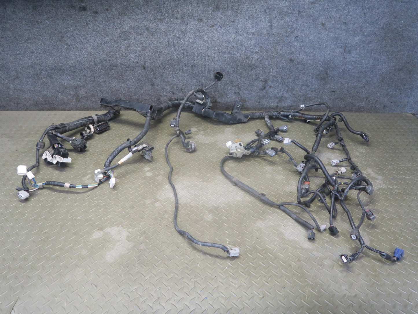 2014 Infiniti QX60 2.5L Hybrid Engine Motor Wire Wiring Harness 24011-3JV5A