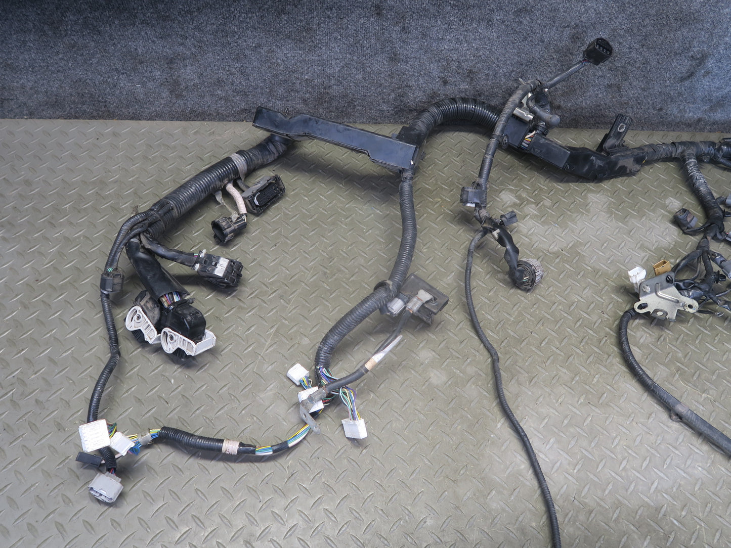 2014 Infiniti QX60 2.5L Hybrid Engine Motor Wire Wiring Harness 24011-3JV5A