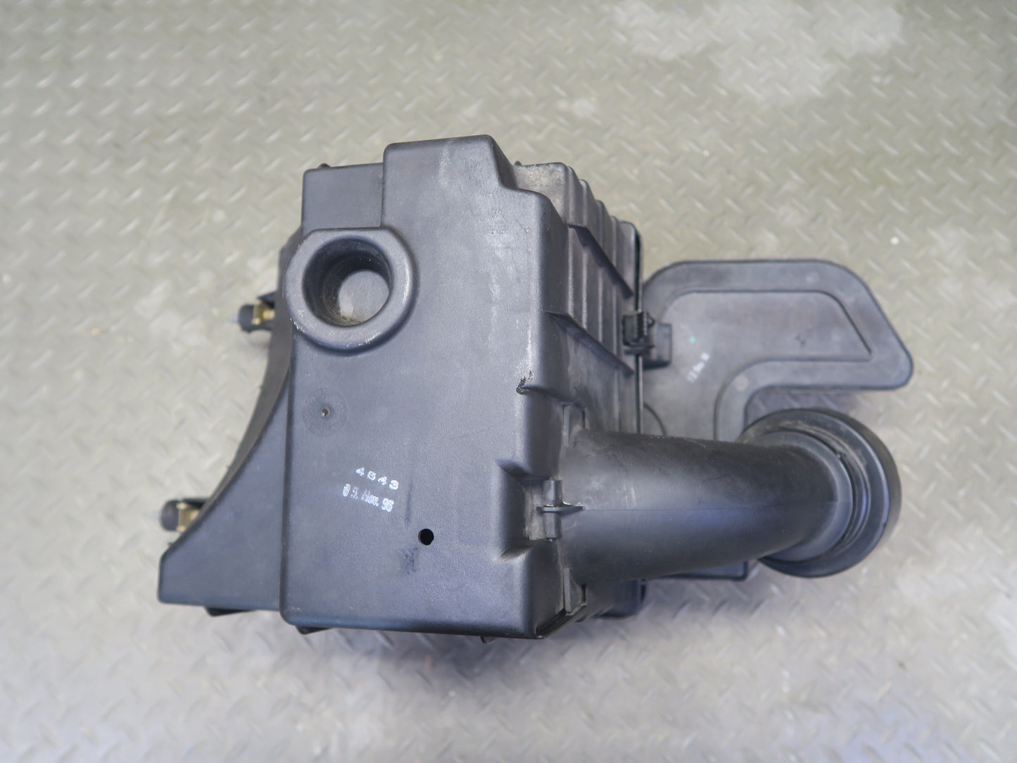 95-99 BMW E36 318iC M44 Air Intake Cleaner Filter Box Assembly OEM