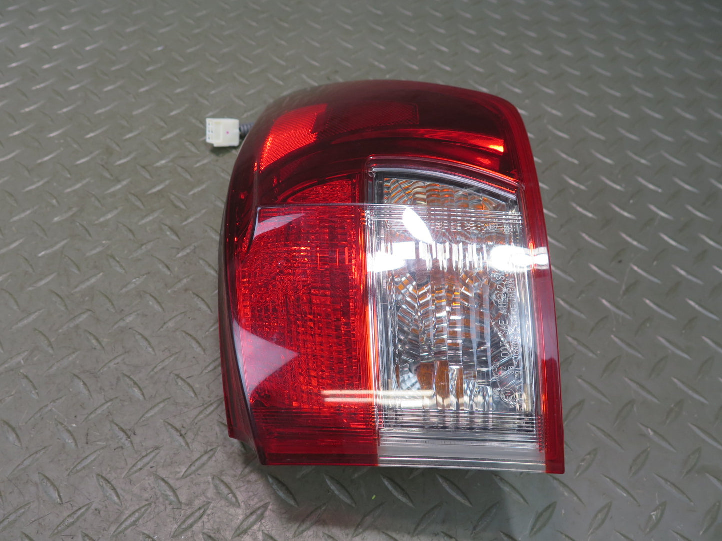 08-14 Lexus USE20L Is-f Set of 4 Rear Left Right Outer Inner Tail Light Lamp OEM