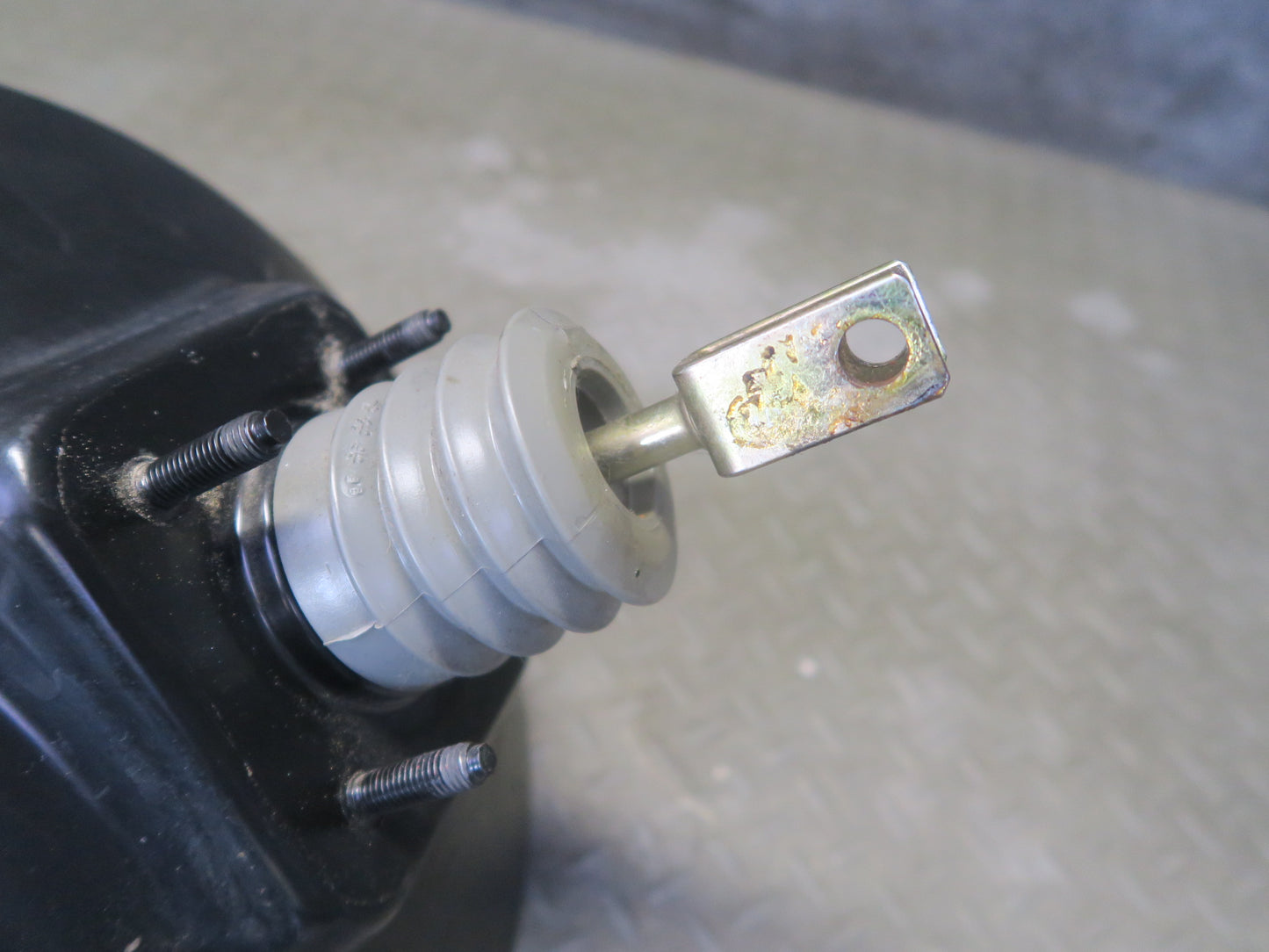 94-99 BMW E36 318i 318ti Brake Master Cylinder Booster Fluid Reservoir OEM