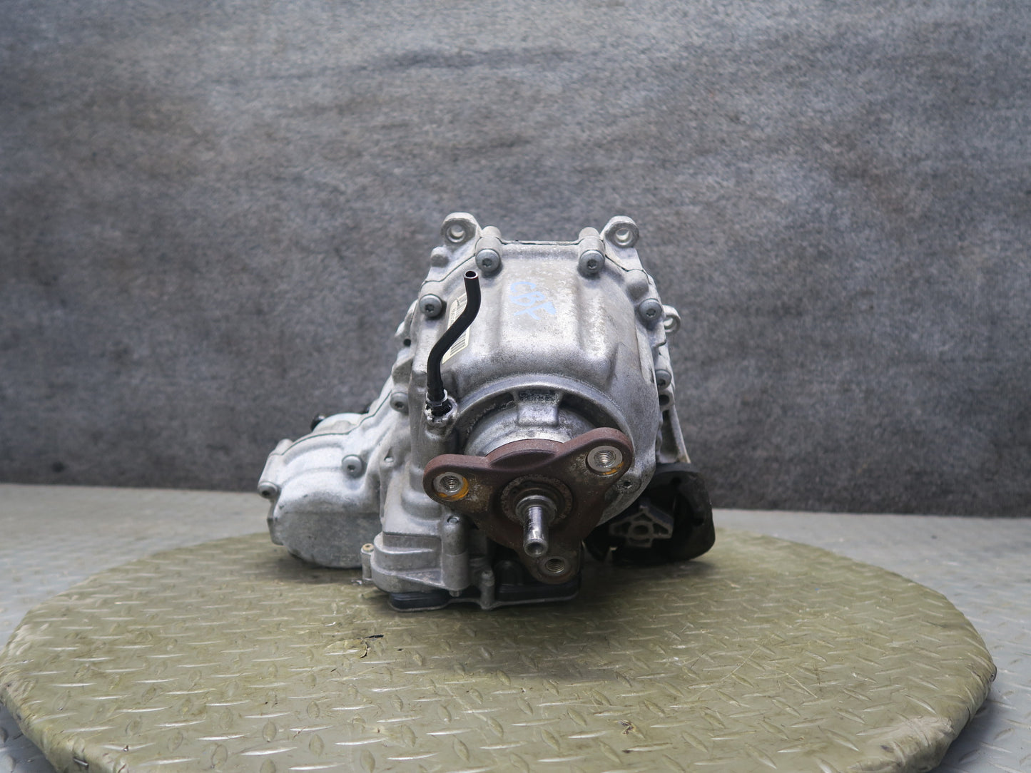 14-15 BMW F32 F33 435XI AWD ATC35L Transfer Case Box w Motor 144K Miles OEM