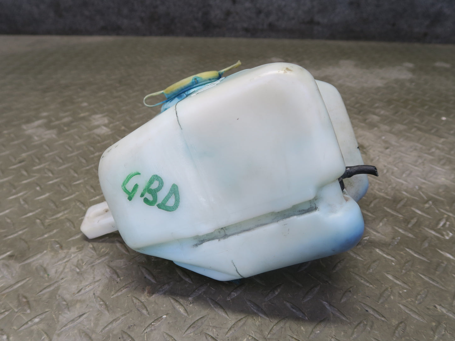 94-99 BMW E36 318iC Windshield Washer Fluid Reservoir Tank w Pump OEM