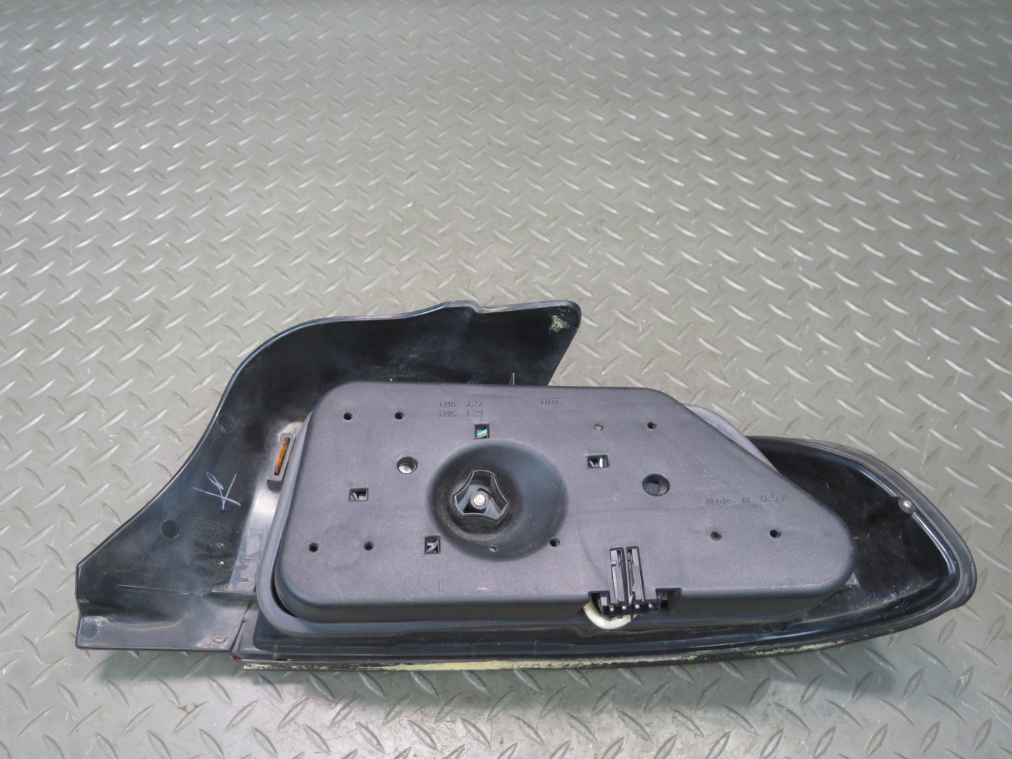 96-99 BMW E36/7 Z3 Roadster Rear Left Tail Light Lamp w Bulb Cover Assembly OEM