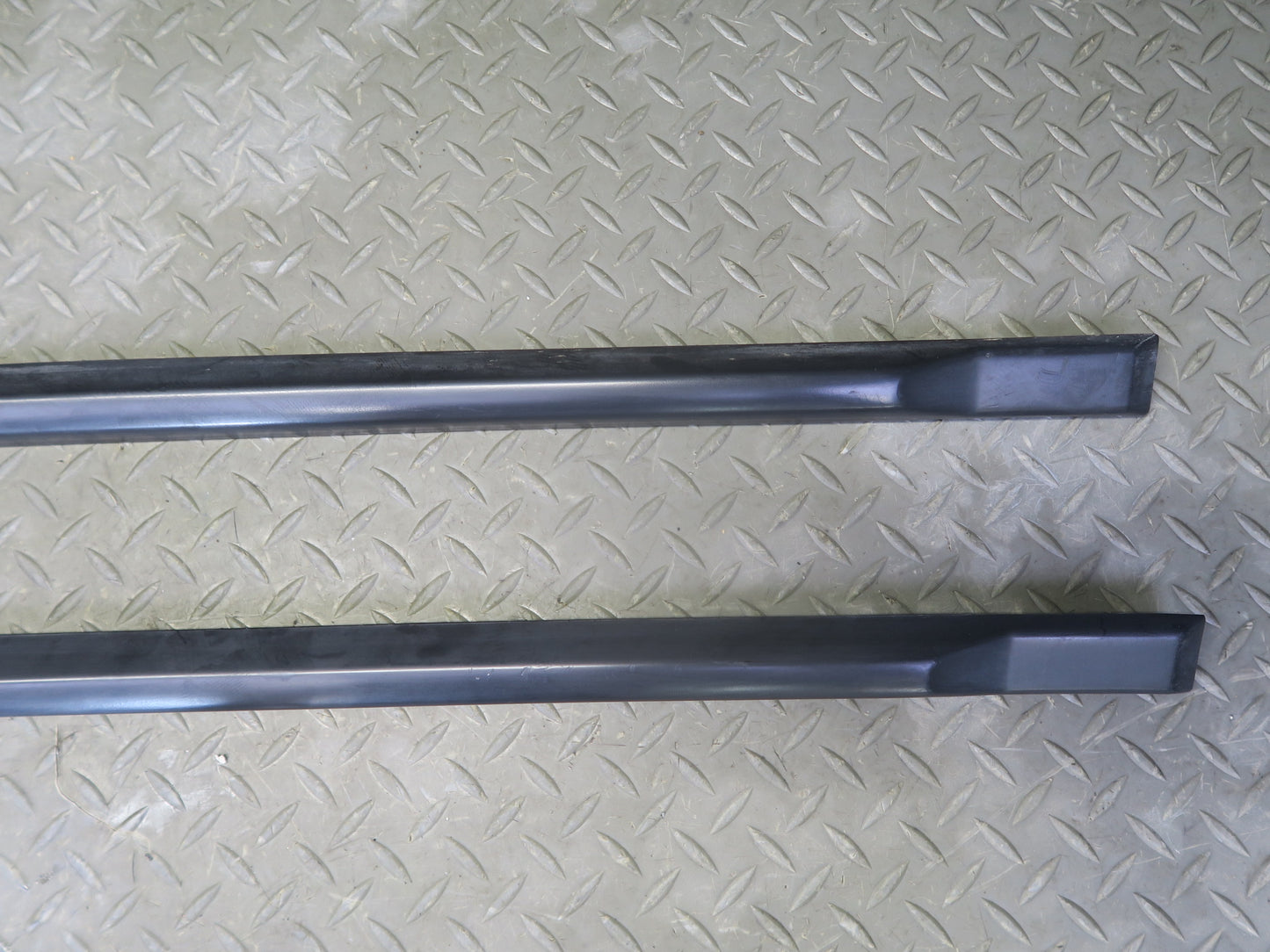 94-99 BMW E36 318iC Convertible Fender Door Rear Quarter Trim Molding Set OEM