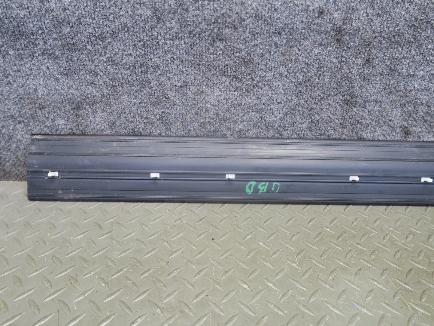 94-99 BMW E36 318iC Coupe Convertible Door Scuff Sill Plate Trim Panel Set OEM