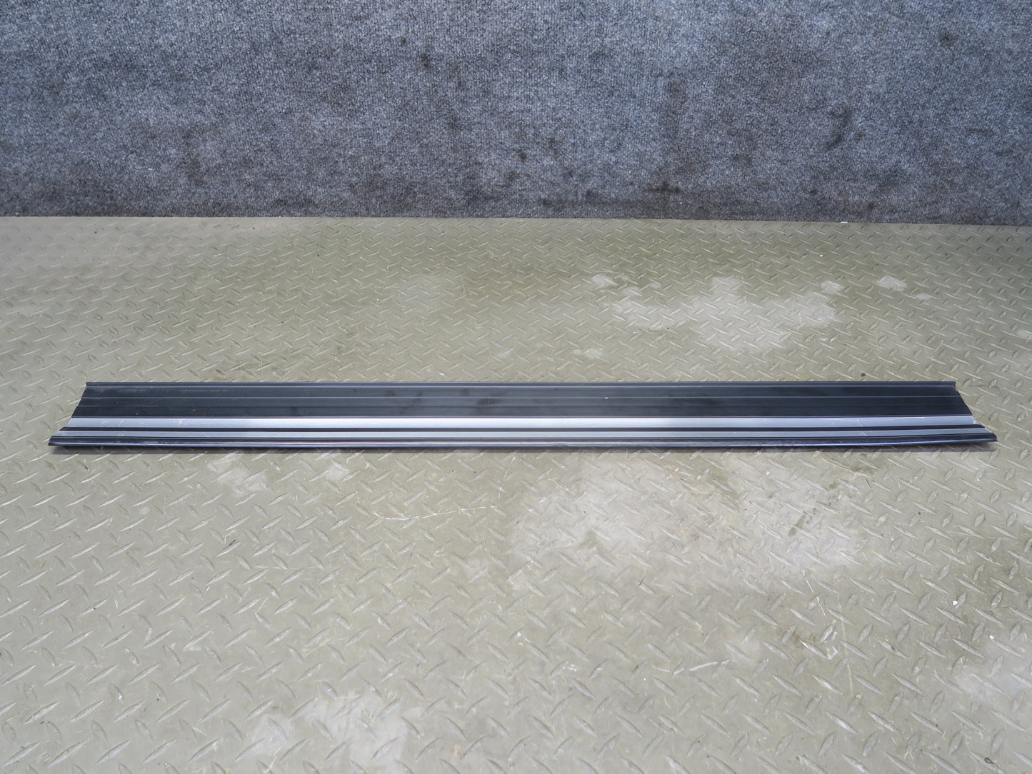 94-99 BMW E36 318iC Coupe Convertible Door Scuff Sill Plate Trim Panel Set OEM