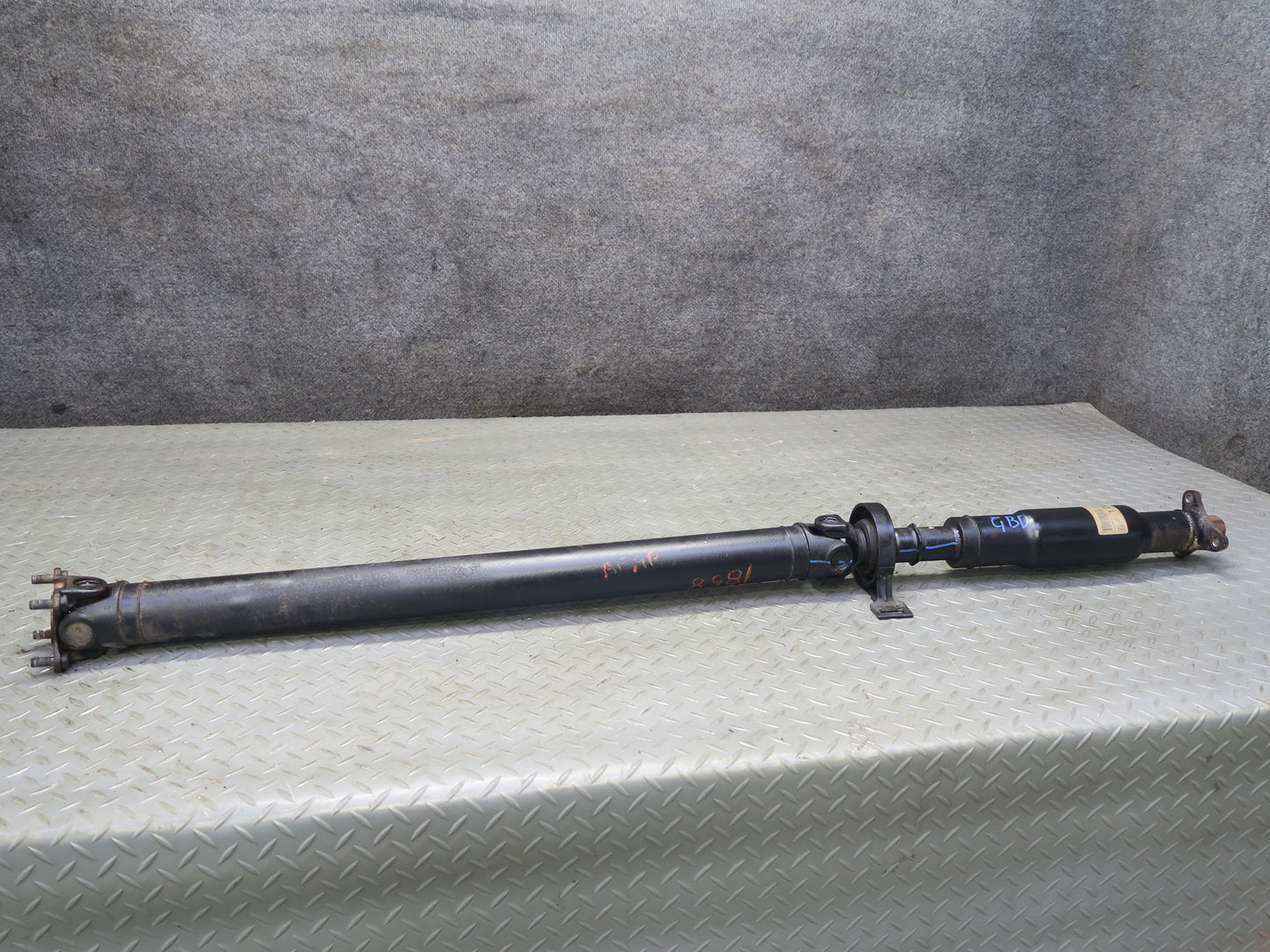 94-99 BMW E36 318iC Automatic Transmission Rear Driveshaft Drive Shaft OEM