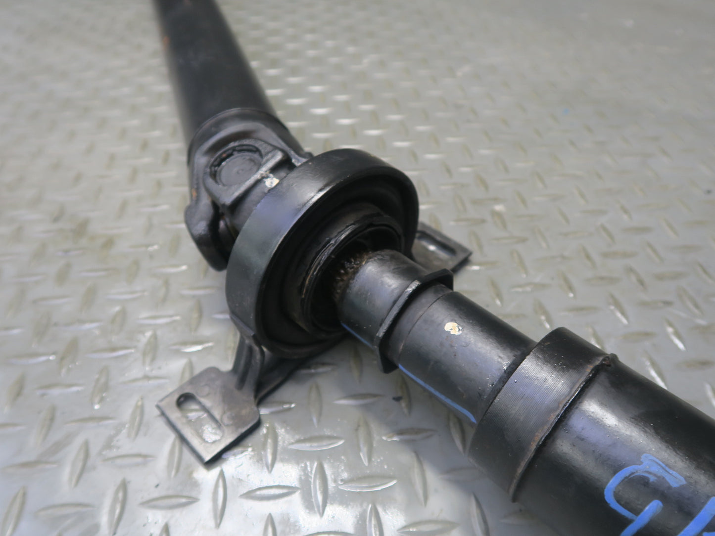 94-99 BMW E36 318iC Automatic Transmission Rear Driveshaft Drive Shaft OEM