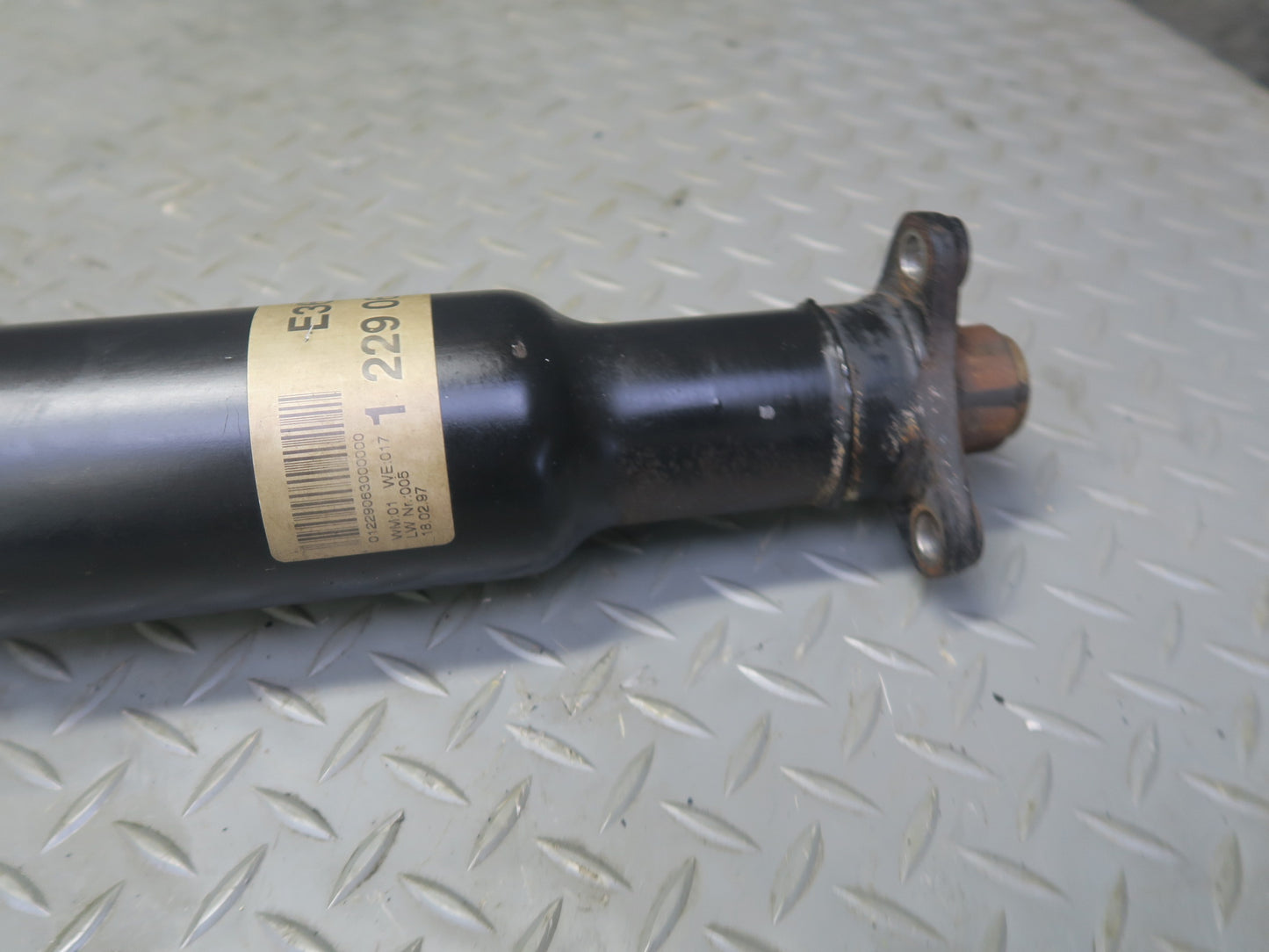 94-99 BMW E36 318iC Automatic Transmission Rear Driveshaft Drive Shaft OEM