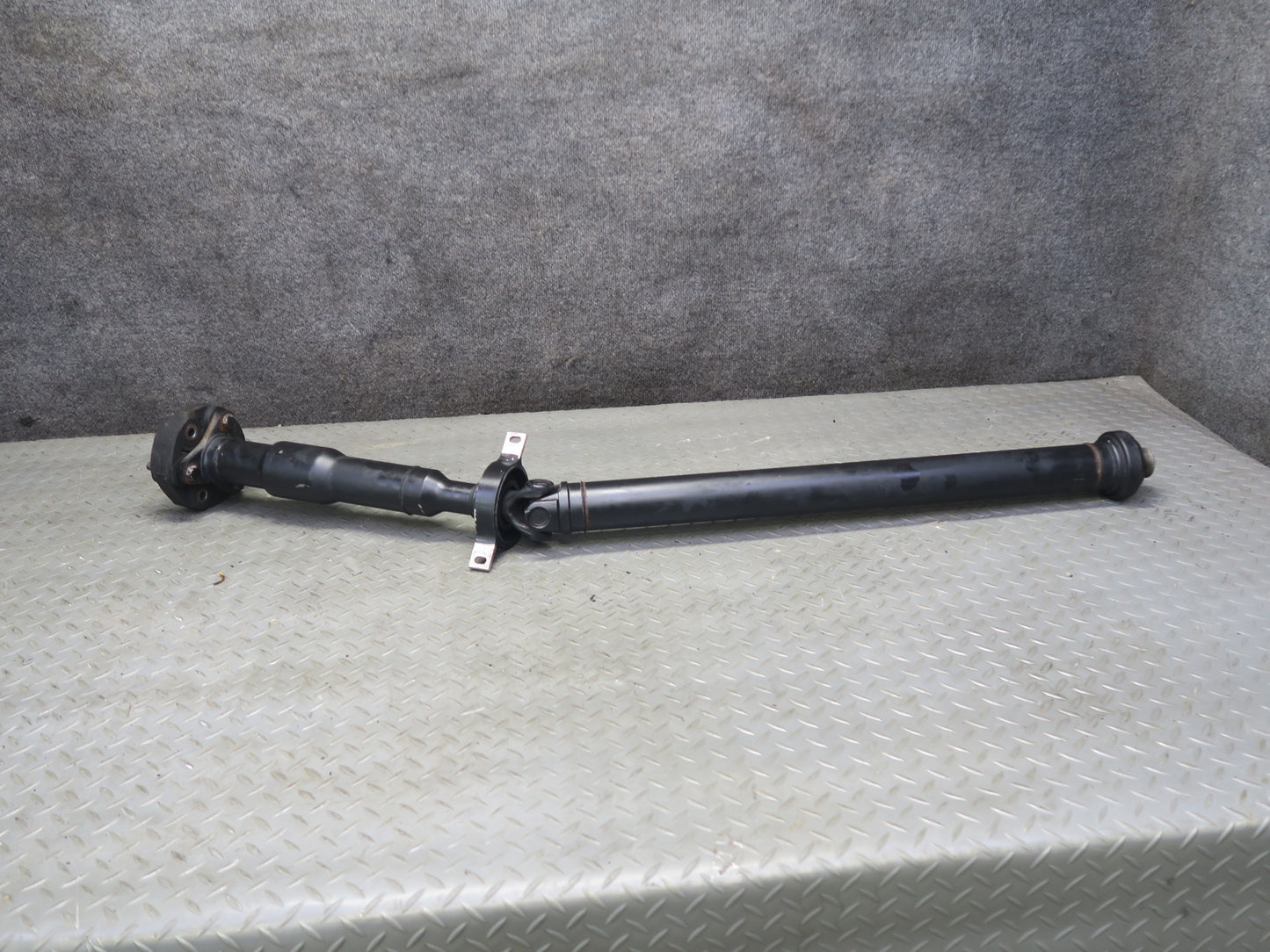 14-15 BMW F32 F33 F36 435xi AWD A/T Rear Drive Shaft Driveshaft 7600194 OEM