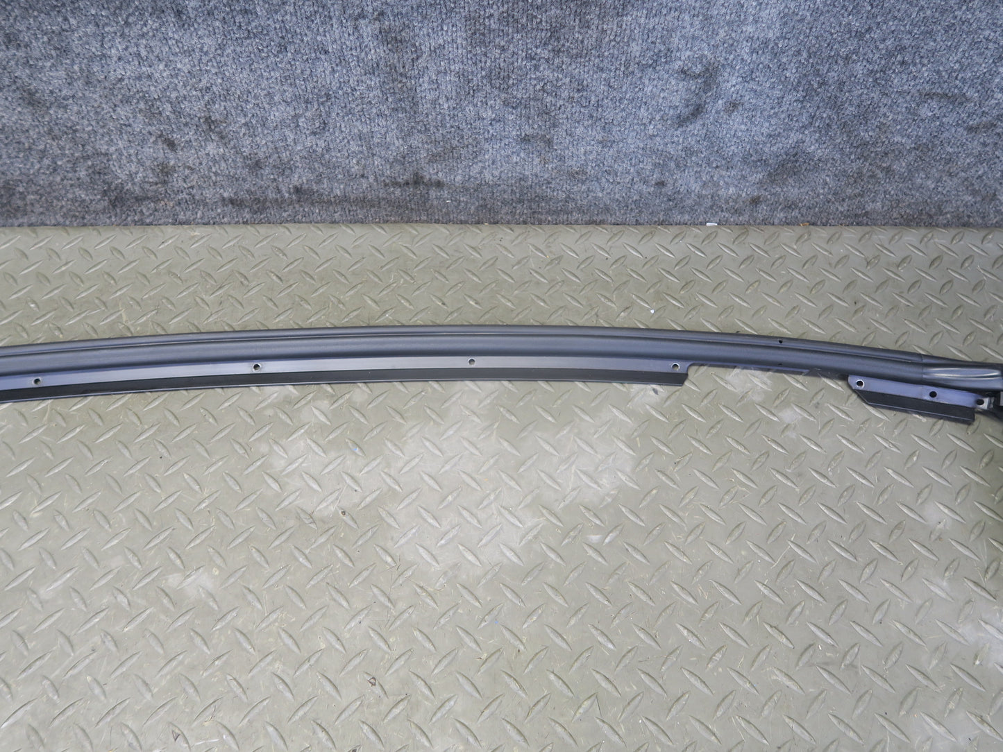 96-99 BMW E36 318iC Convertible TOP Roof Weatherstrip Rubber Seal Gasket OEM