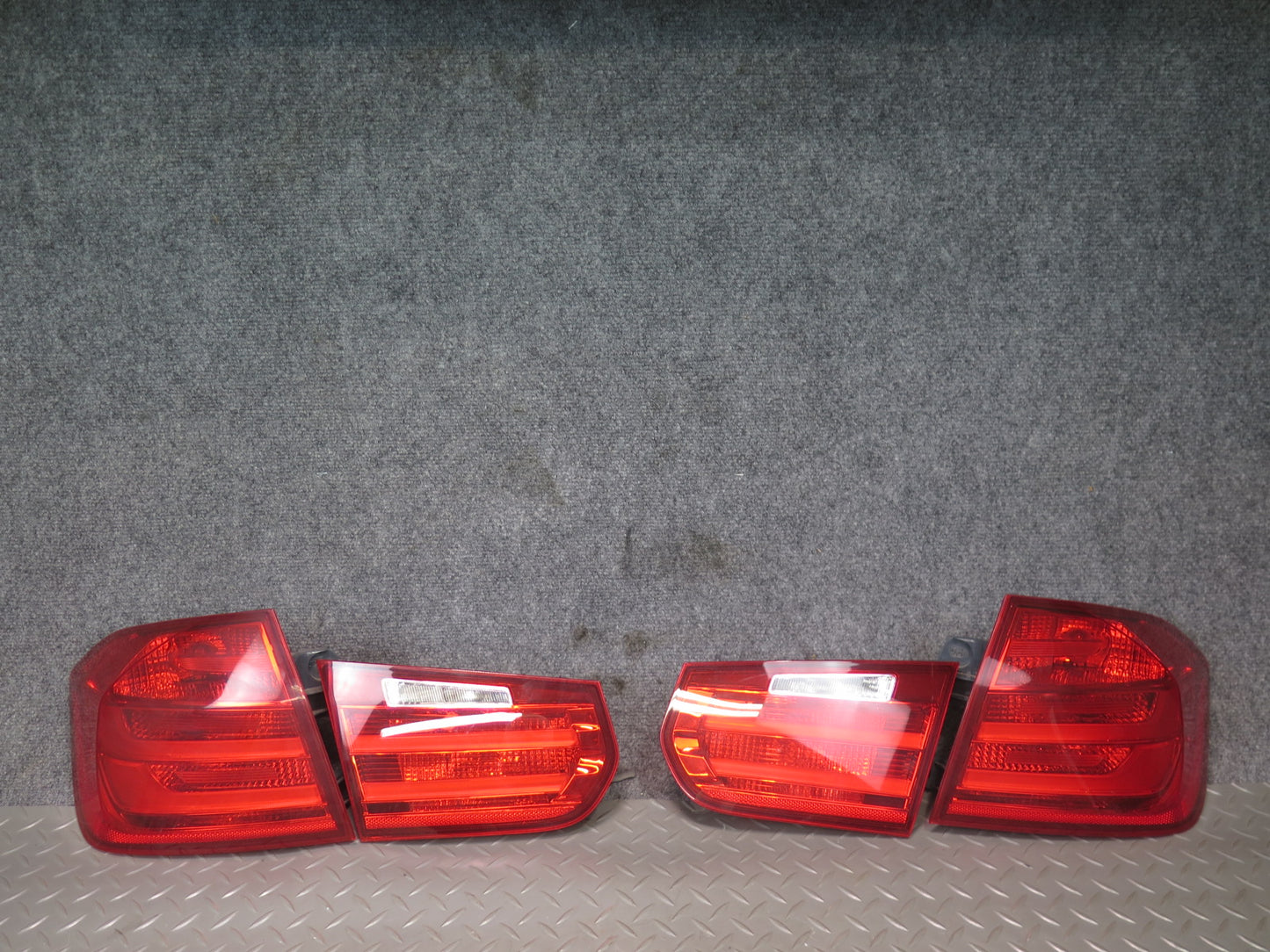 12-15 BMW F30 335i Sedan Set of 4 Rear Inner & Outer Tail Liight Lamp OEM