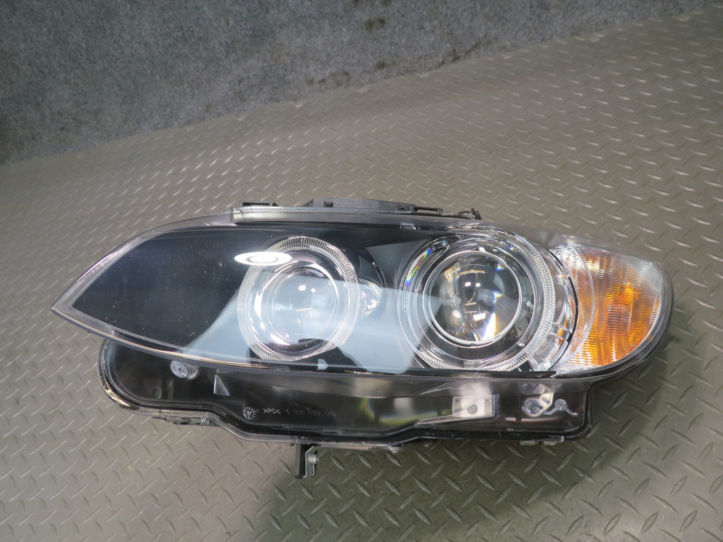 2008-2010 BMW E90 M3 Front Left BI Xenon Headlight Lamp w Ballast 7182507