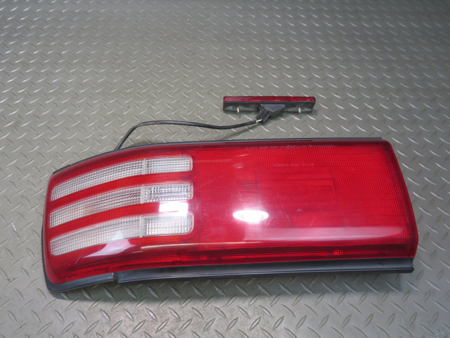 89-92 Toyota Supra MA70L MK3 Rear Right Tail Light w Marker Light Set OEM